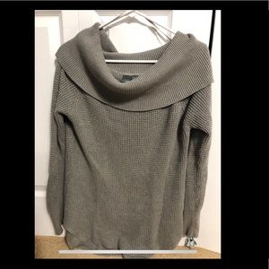 Gray turtle neck/off the shoulder sweater